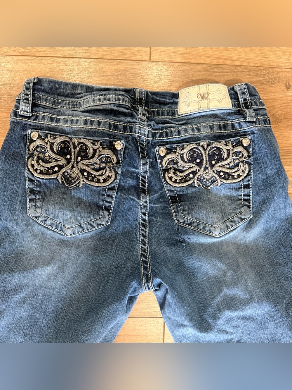 Miss Me Easy Skinny Jeans 31 Mid-Rise Embellished Pockets